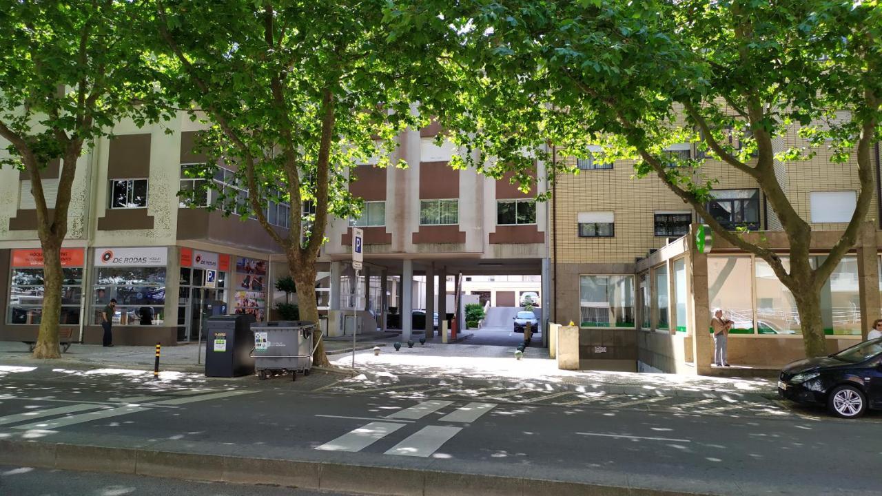 Eca De Queiros Apartment ポボア・デ・バルジン エクステリア 写真